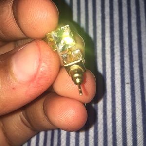 Diamond earrings ❤️